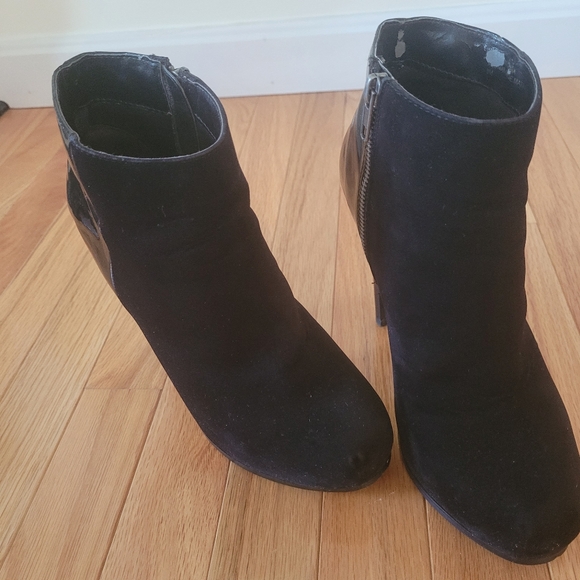 Bakers two-tone high heel booties - Picture 4 of 6